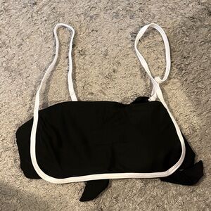 Elegant Black and White Padded Bikini Top, size small